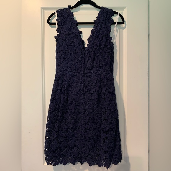 Lilly Pulitzer Papillion Lace Navy Blue Reece Dress Size 4 - Picture 2 of 5